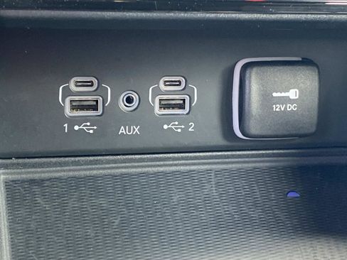 Used 2025 Jeep Grand Cherokee L Altitude RWD image 33