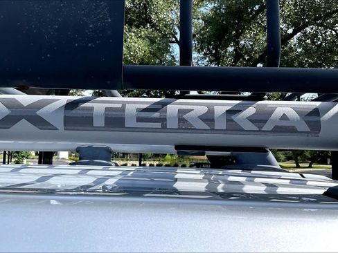 Used 2012 Nissan Xterra X AWD/4WD image 9