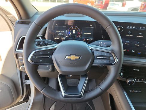 New 2026 Chevrolet Suburban LT w/ Comfort Package image 18