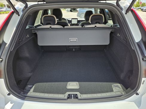 New 2026 Volvo XC60 B5 Core w/ Protection Package image 12