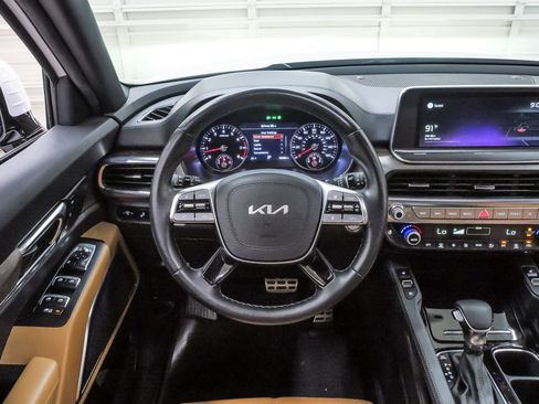 Used 2022 Kia Telluride SX w/ Nightfall Edition Package AWD/4WD image 22