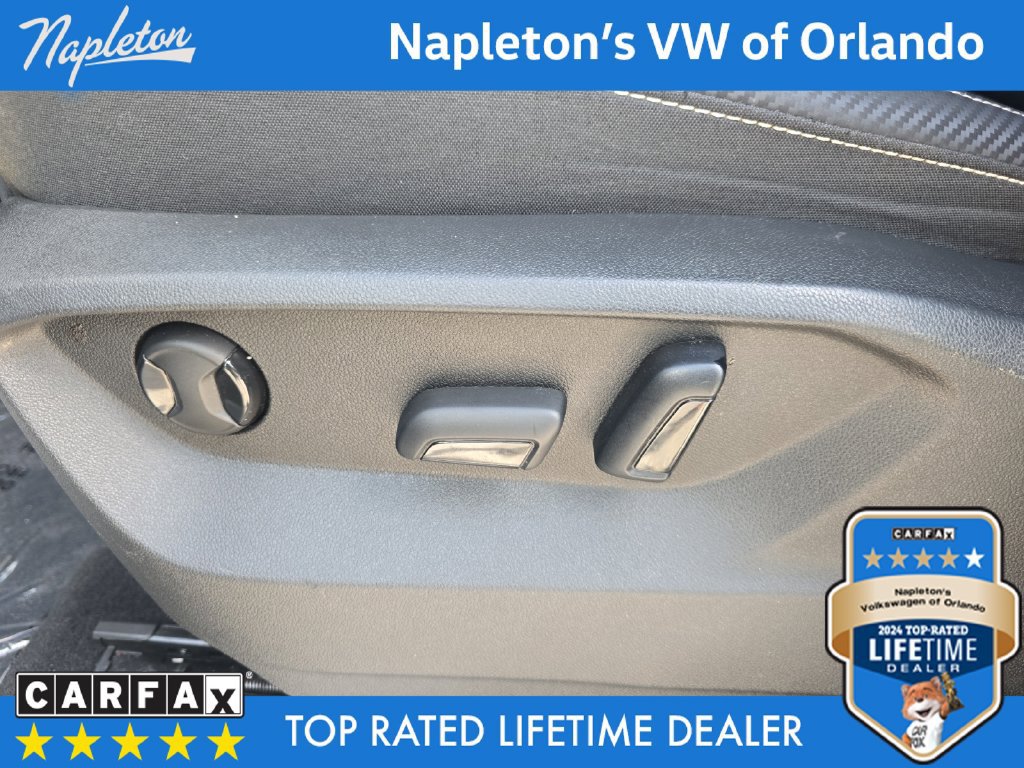 Used 2023 Volkswagen Atlas Cross Sport SE FWD image 23