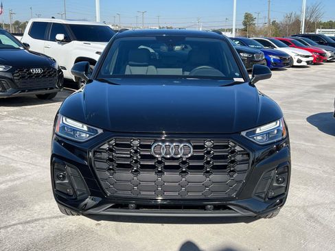 Used 2025 Audi Q5 2.0T Premium w/ Convenience Plus Package image 2