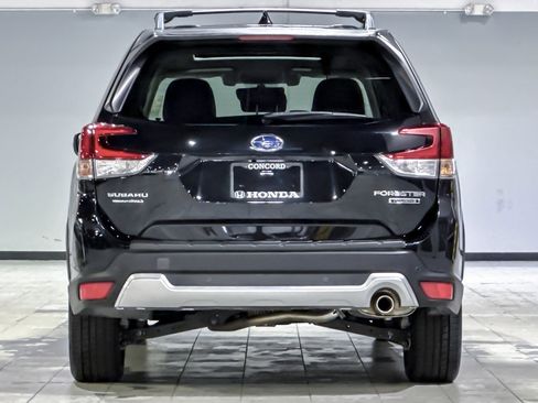 Used 2019 Subaru Forester Touring w/ Popular Package #3 image 9