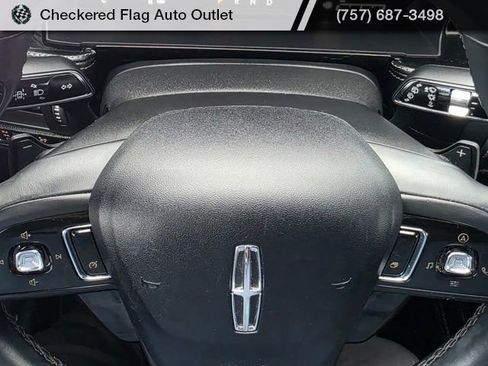 Used 2022 Lincoln Corsair AWD w/ Premium Package image 27