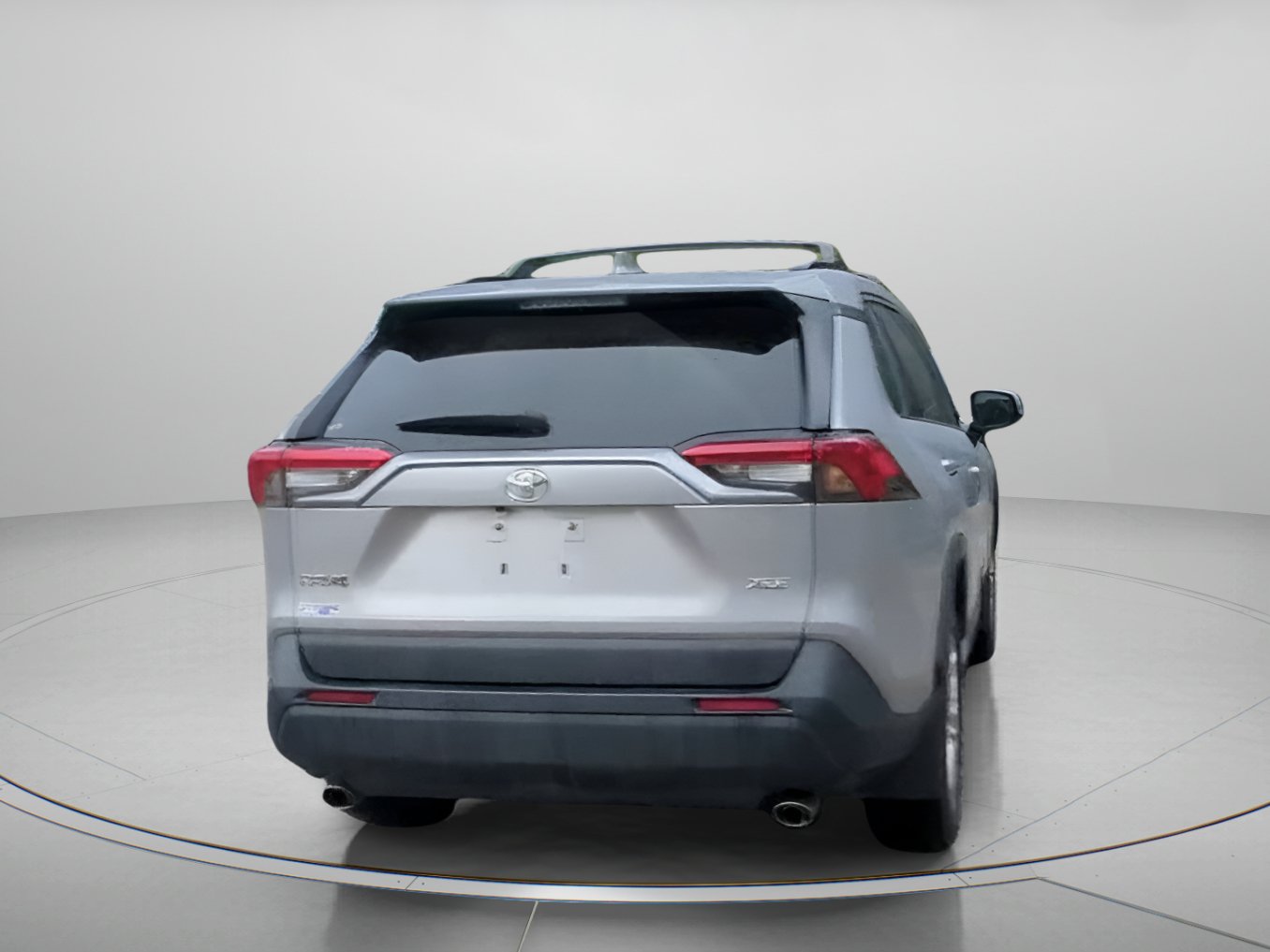 Used 2025 Toyota RAV4 XLE Premium w/ Weather Package FWD image 25