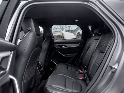 New 2026 Jaguar F-PACE R-Dynamic S image 15