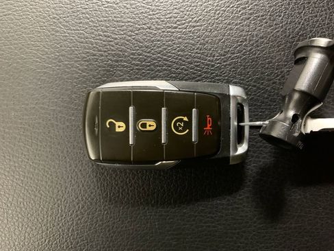 Used 2020 RAM 1500 Big Horn image 14