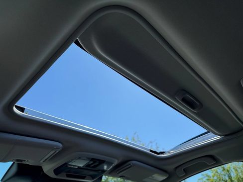 New 2026 Subaru Crosstrek 2.5i Premium AWD/4WD image 25