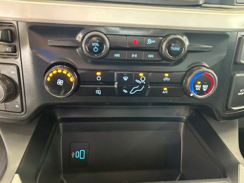 Used 2025 Ford F350 XLT w/ FX4 Off-Road Package AWD/4WD image 29
