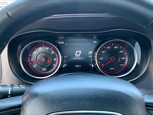 Used 2023 Dodge Charger SXT RWD image 25