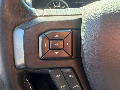 Used 2018 Ford F150 XLT w/ Equipment Group 302A Luxury AWD/4WD image 13