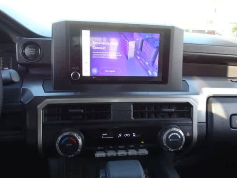 Used 2025 Toyota Tacoma SR5 image 28