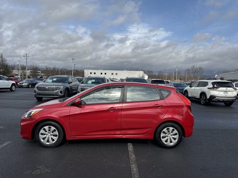 Used 2016 Hyundai Accent SE image 5