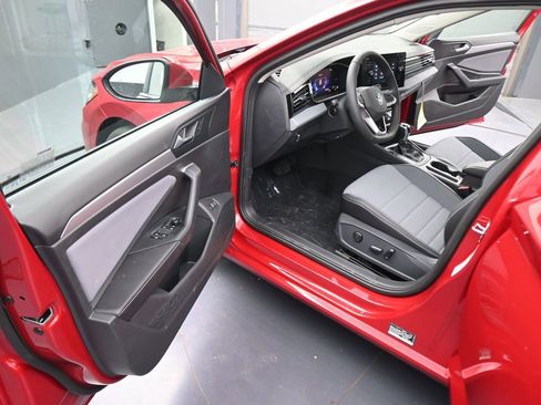 New 2026 Volkswagen Jetta SE FWD image 38
