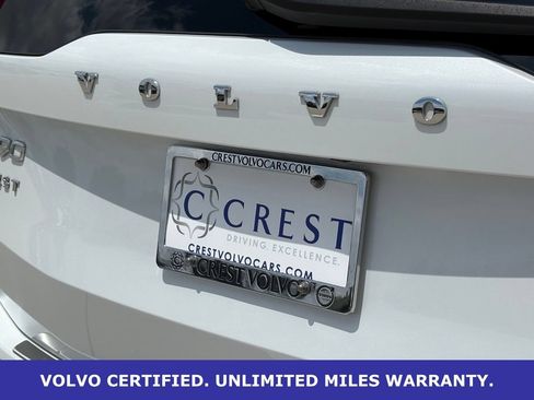 Certified 2024 Volvo XC90 T8 Ultimate w/ Lounge Package AWD/4WD image 9