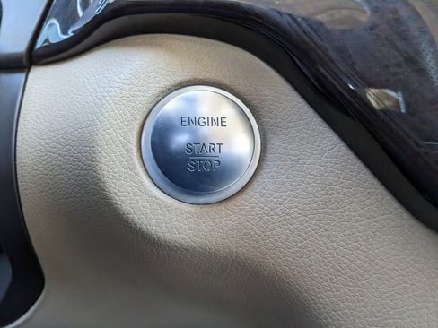 Used 2018 Mercedes-Benz GLE 350 4MATIC image 29