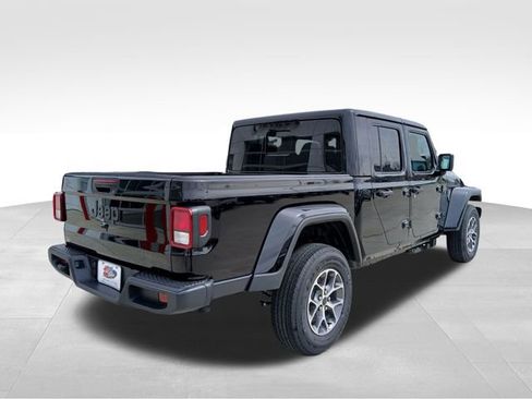 New 2026 Jeep Gladiator Sport AWD/4WD image 5