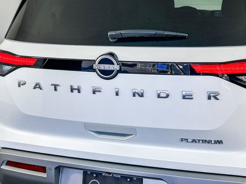 Certified 2025 Nissan Pathfinder Platinum w/ Cargo Package image 10