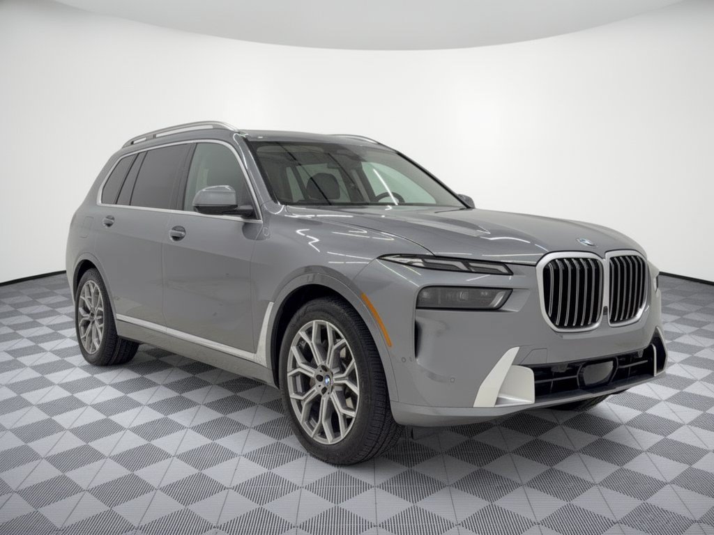 Certified 2024 BMW X7 xDrive40i AWD/4WD image 7