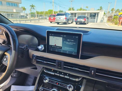 Used 2022 Lincoln Corsair Reserve FWD image 27