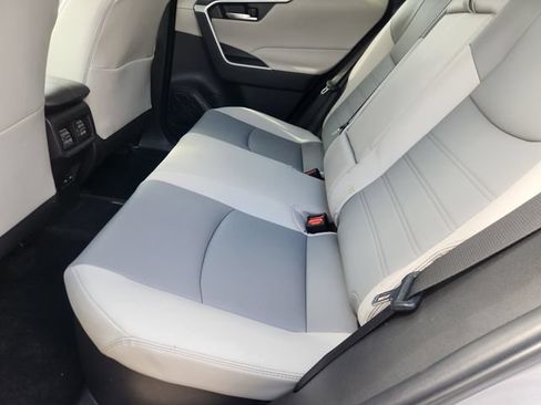 Certified 2023 Toyota RAV4 XLE Premium AWD/4WD image 30