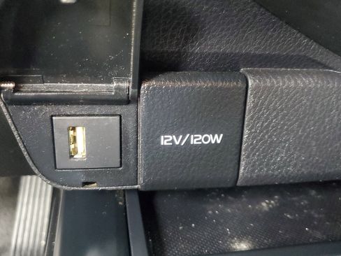 Used 2023 Volvo XC60 B6 Ultimate image 22