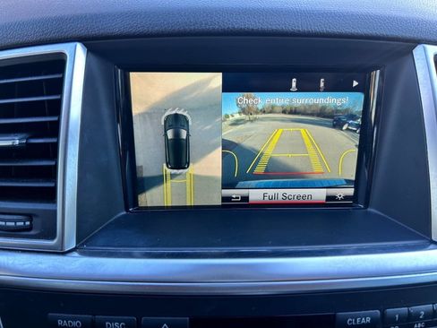 Used 2015 Mercedes-Benz ML 350 ML 350 4MATIC AWD 4dr SUV image 23