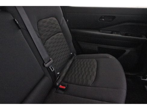 Certified 2025 Nissan Pathfinder SV FWD image 15