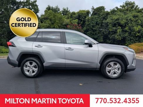 Certified 2025 Toyota RAV4 XLE FWD image 9