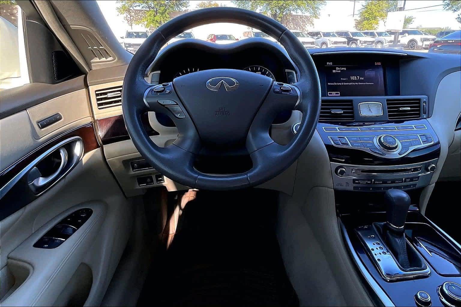 Used 2012 INFINITI M37 w/ Premium Pkg RWD image 13