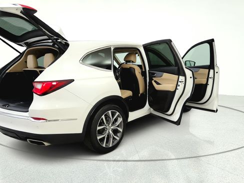 Used 2023 Acura MDX FWD w/ Technology Package image 14