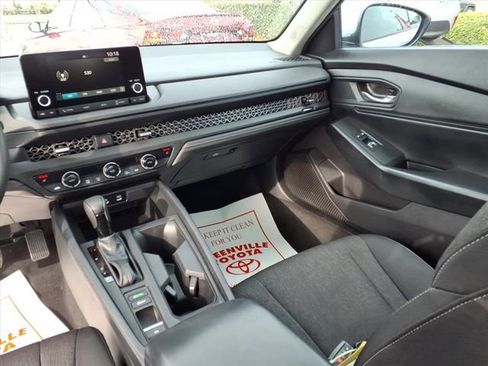 Used 2024 Honda Accord EX image 9