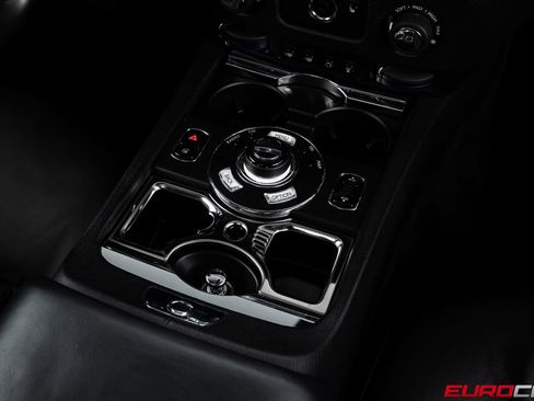 Used 2010 Rolls-Royce Ghost image 31