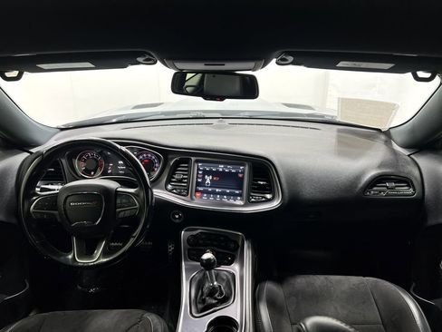 Used 2019 Dodge Challenger R/T Scat Pack w/ Plus Package RWD image 18