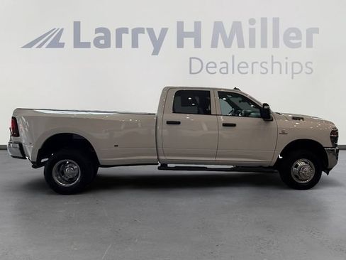 New 2026 RAM 3500 Tradesman AWD/4WD image 6