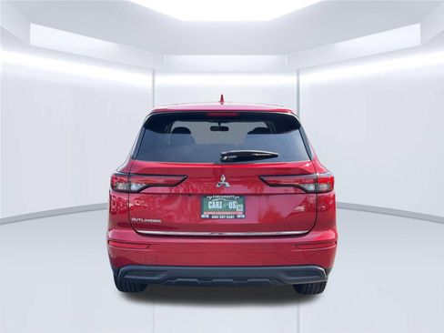 Used 2022 Mitsubishi Outlander ES AWD/4WD image 6