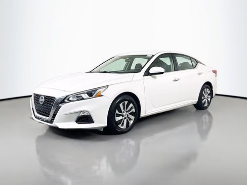 Used 2019 Nissan Altima 2.5 S FWD image 4