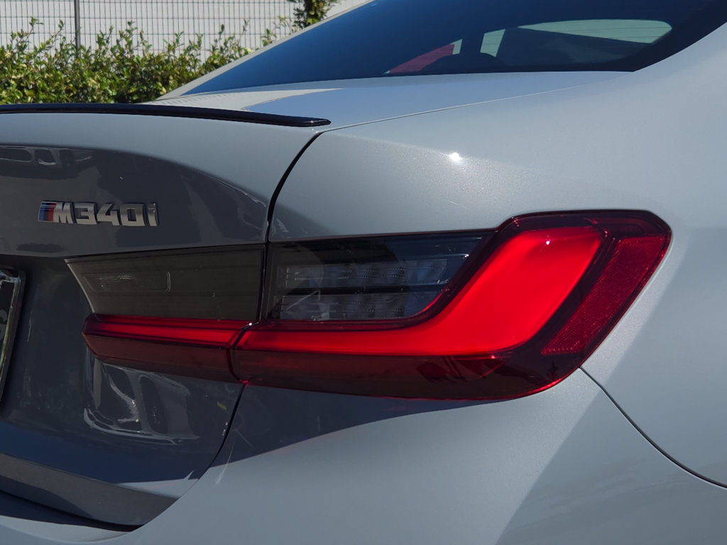 New 2026 BMW M340i w/ Shadowloine Package RWD image 4