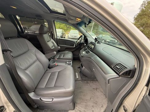Used 2005 Honda Odyssey EX-L image 24