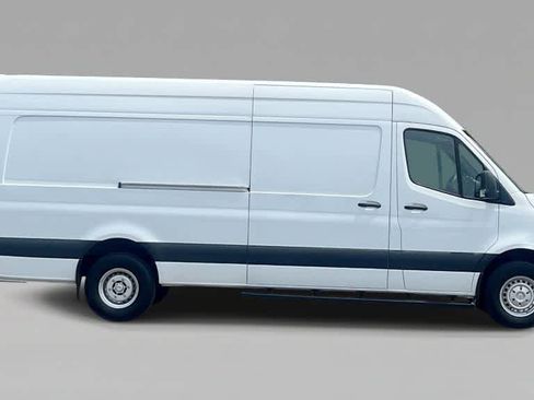Certified 2024 Mercedes-Benz Sprinter 3500 image 8