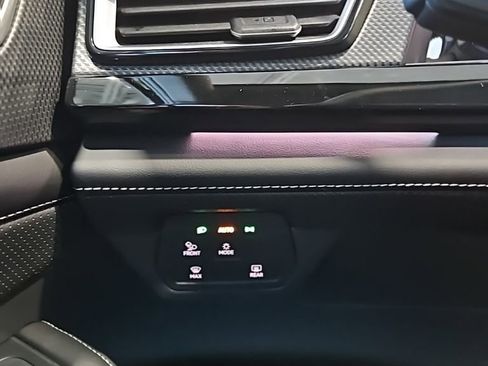 New 2026 Volkswagen Atlas Cross Sport SEL AWD/4WD image 37