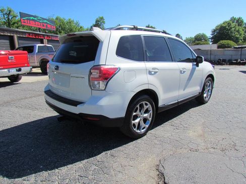 Used 2018 Subaru Forester 2.5i Touring w/ Popular Package #2 AWD/4WD image 7