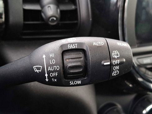 Used 2021 MINI Cooper S w/ 6.5" Touchscreen Package image 19