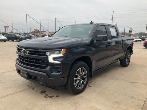 Used 2024 Chevrolet Silverado 1500 RST AWD/4WD image 37