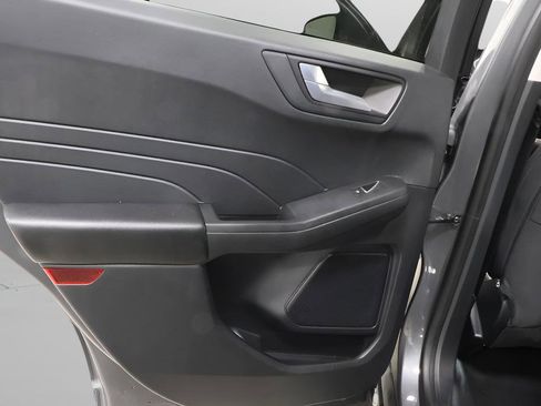 Used 2021 Ford Escape SE w/ Convenience Package image 25