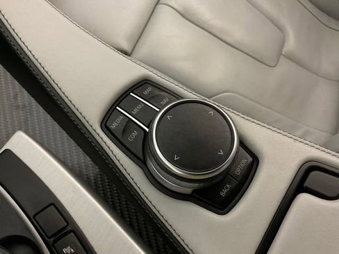 Used 2017 BMW M6 Coupe RWD image 21