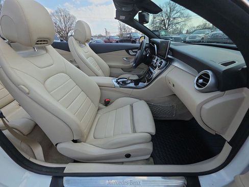 Used 2017 Mercedes-Benz C 300 4MATIC Cabriolet image 8