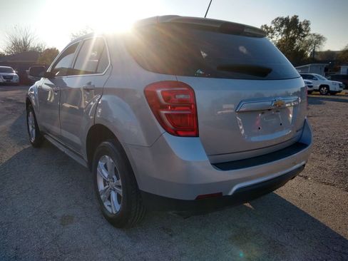 Used 2016 Chevrolet Equinox LS image 2