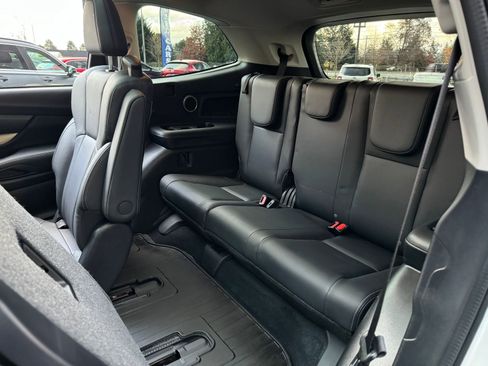 Used 2021 Subaru Ascent Limited w/ Technology Package image 35